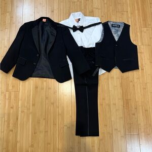 Kids Tuxedo - Size 5